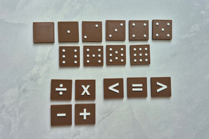 Tuiles de mathématiques sensorielles à double face | Outils de mathématique
