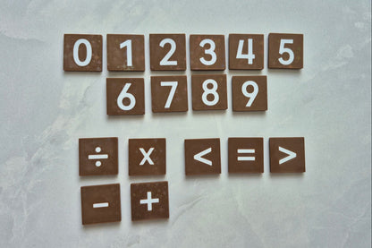 Tuiles de mathématiques sensorielles à double face | Outils de mathématique