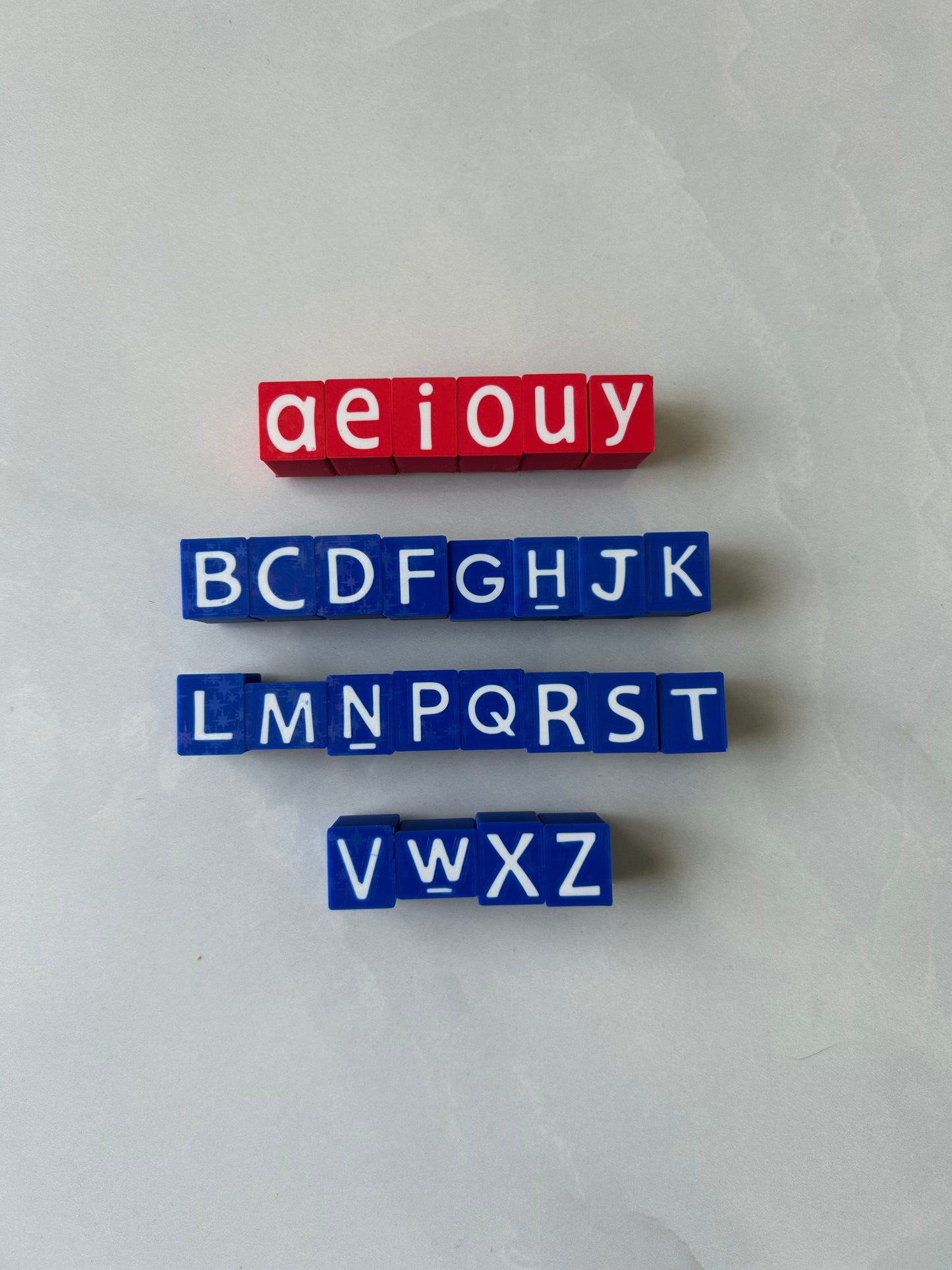 Étampes de voyelles et de consonnes | Outils de langage